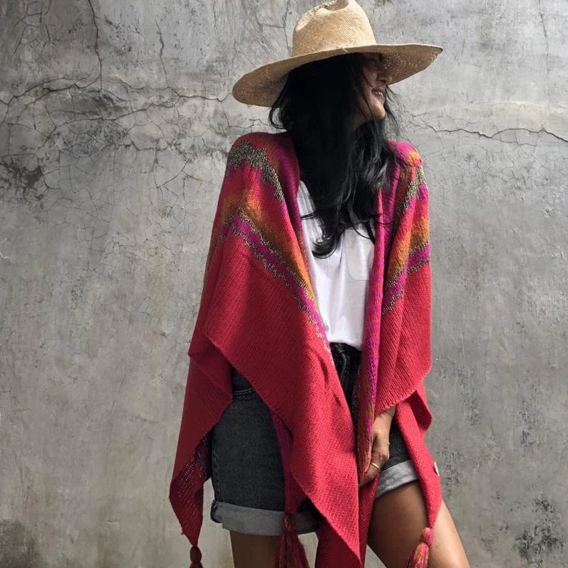 Peruaanse Gebreide Poncho met Zigzagstrepen