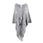 Fijne Dames Poncho met Pompons