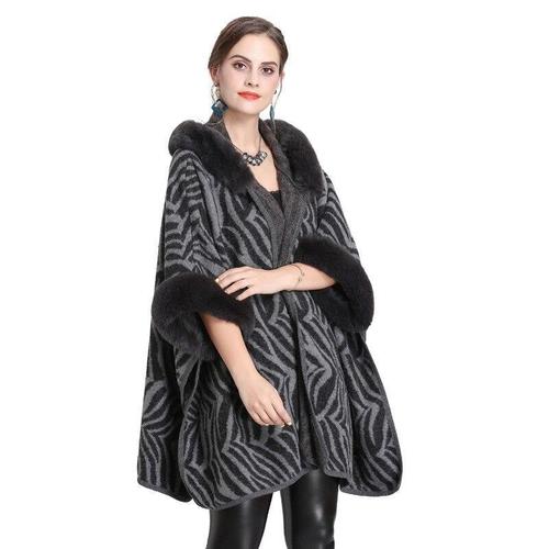Dames Poncho met Bontkraag en Bontmouwen