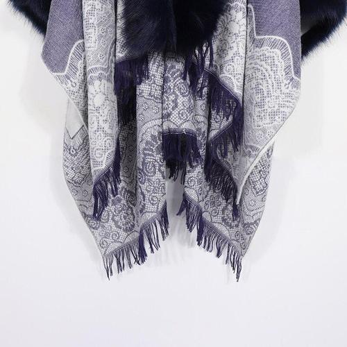 Fijne Dames Poncho met Bontkraag